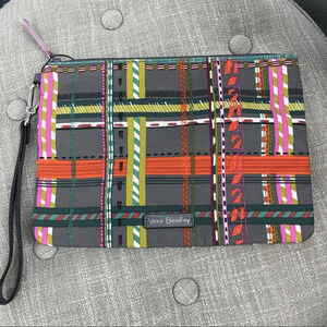 New Vera Bradley grey plaid zipper wristlet